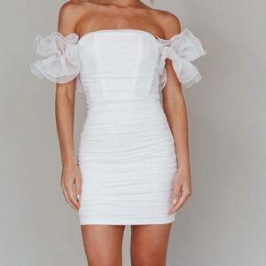 Selfie Leslie Strapless White Dress with Ruffle Sleeves